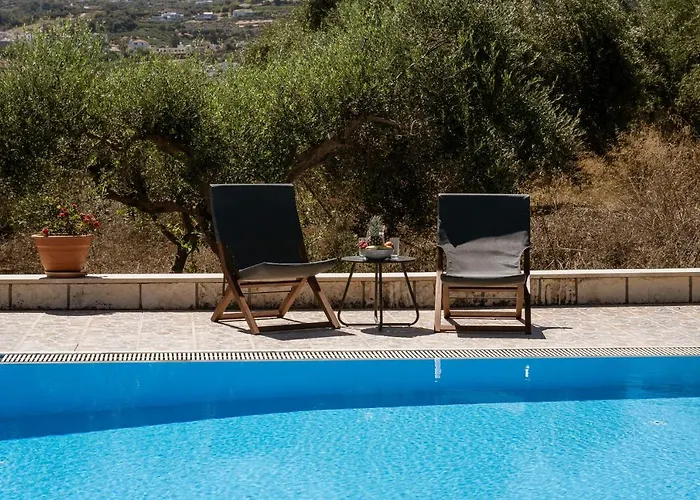 Lefkothea Villas With Large Pool, Bbq & Playground