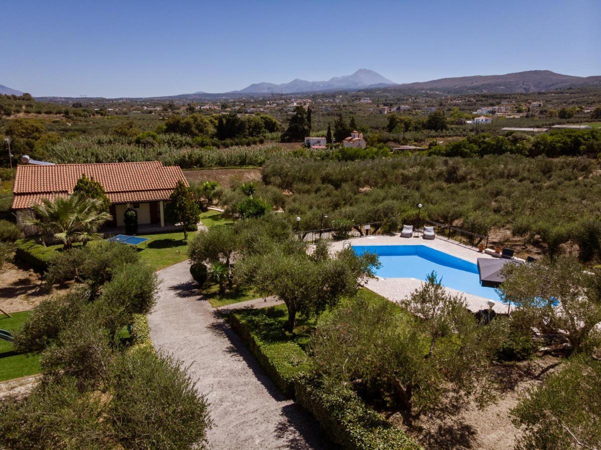 Lefkothea With Large Pool, Bbq & Playground *