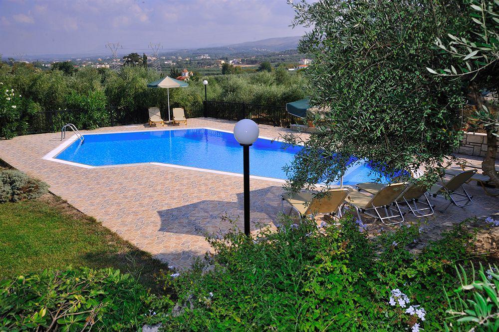 Villa Lefkothea With Large Pool, Bbq & Playground